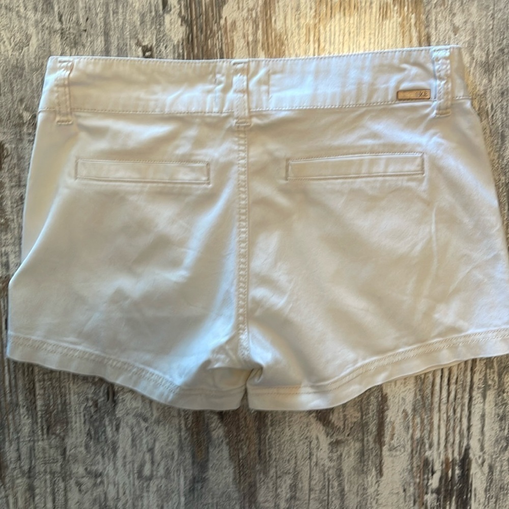BKE Cream Shorts Women's Size 27 - Picture 3 of 6